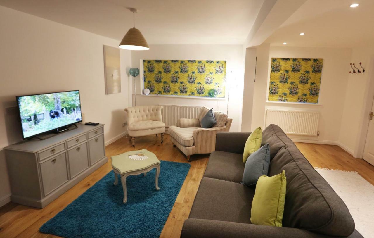 Апартаменты 4A Dolphin Close Лайм-Реджис Экстерьер фото